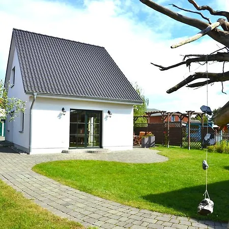 Holiday home Luett Eiland Polchow
